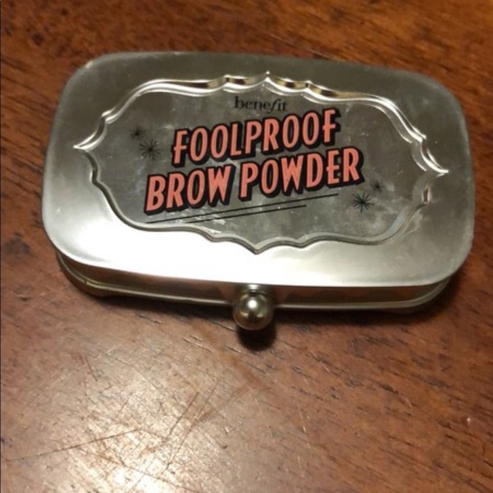 Benefit brow foolproof